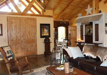 Texas Forest Country Retreat Huntington ภายนอก รูปภาพ