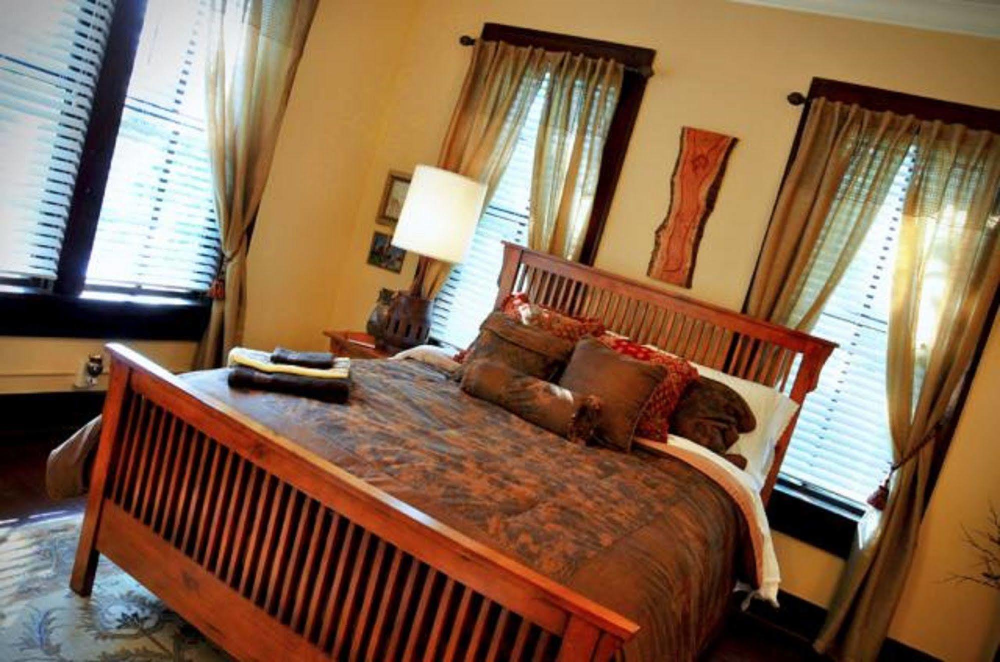 Texas Forest Country Retreat Huntington ภายนอก รูปภาพ